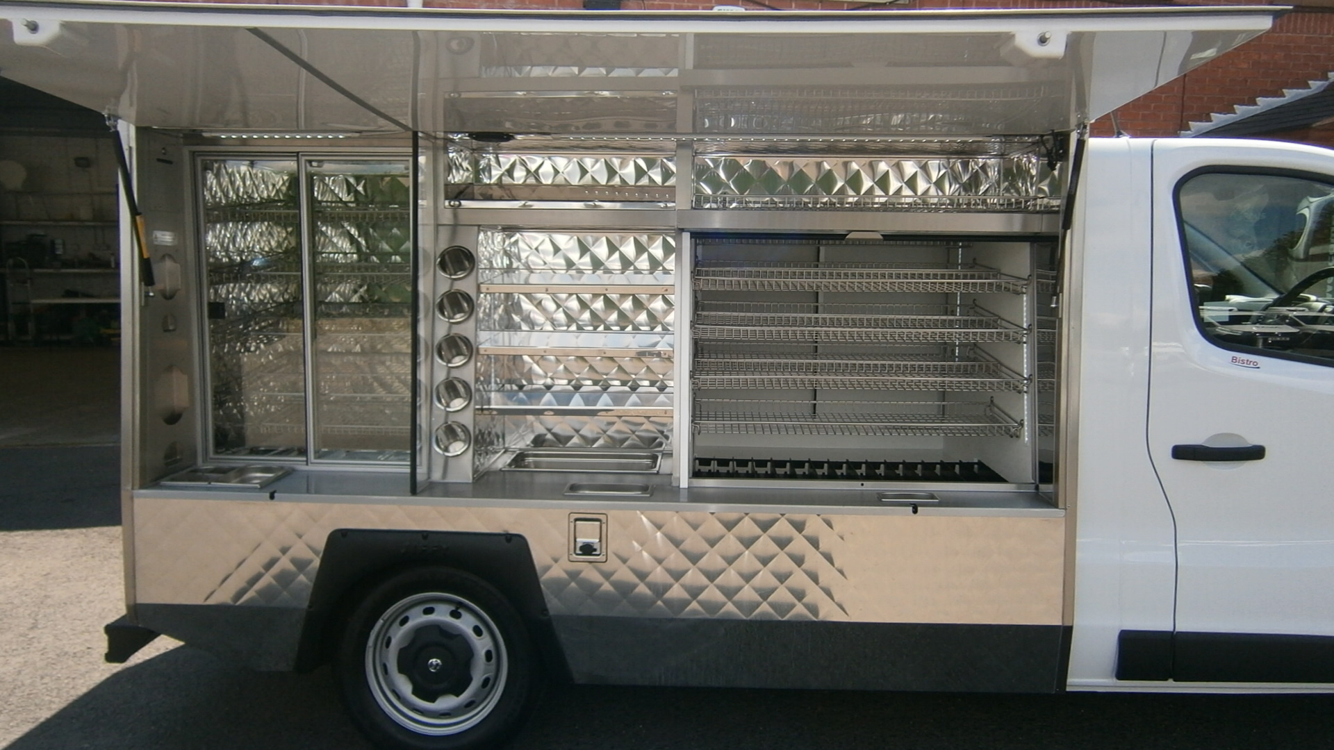 Jiffy Bistro Van